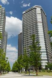 Naklejka japonia błękitne niebo park architektura krajobraz