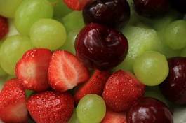 Naklejka zdrowy owoc wiśnia świeży