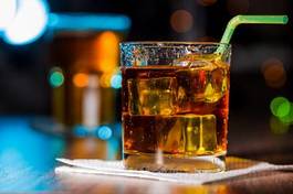 Obraz na płótnie napój whiski bar knajpa alkohol