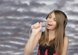 Naklejka portret muzyka śpiew dziewczynka