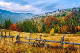 Obraz na płótnie wieś jesień słońce rumunia góra