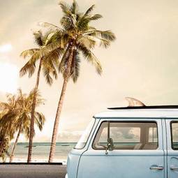 Fotoroleta lato tropikalny vintage morze samochód