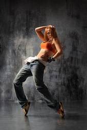Plakat kobieta dziewczynka fitness hip-hop taniec