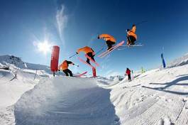 Plakat sporty zimowe lekkoatletka ruch narty