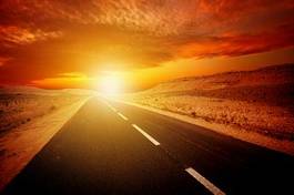 Plakat widok słońce pustynia droga