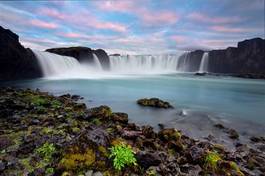Obraz na płótnie wodospad pejzaż niebo islandzki lato