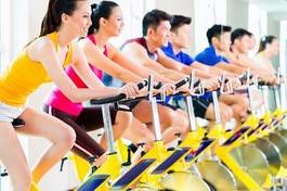 Plakat sportowy azja ćwiczenie rower chiny