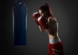 Plakat kick-boxing ciało lekkoatletka fitness