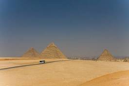 Plakat egipt samochód wzgórze pustynia lato
