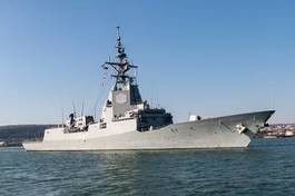 Obraz na płótnie statek niszczyciel nowoczesny wojskowy morze