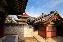 Plakat traditional korean houses in changdeokgung palace in seoul, kore