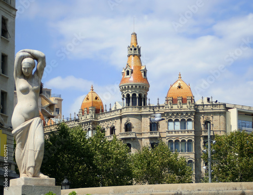 Naklejka wieża hiszpania barcelona sztuka architektura