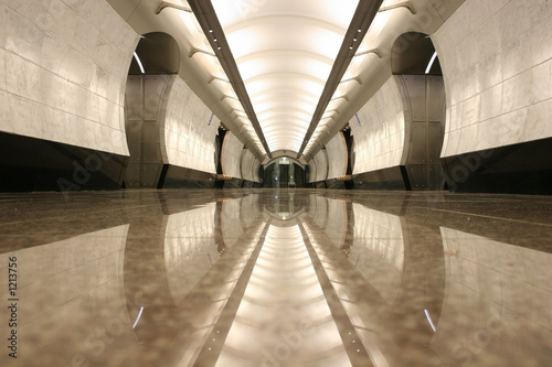 Fotoroleta transport świat tunel architektura miejski