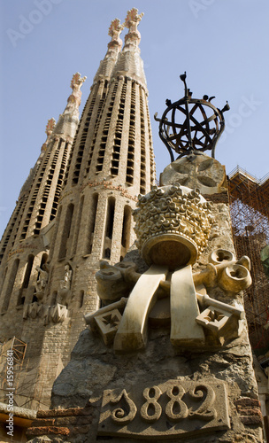 Naklejka niebo kościół nowoczesny barcelona
