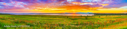 Obraz na płótnie woda panoramiczny słońce natura łąka