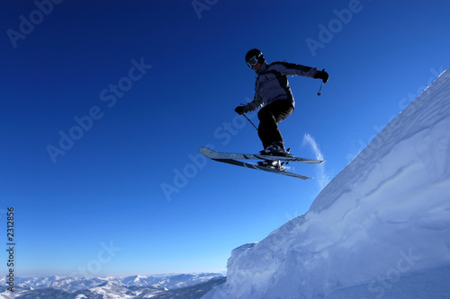 Naklejka słońce narciarz sport