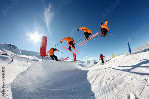 Fototapeta sporty zimowe lekkoatletka ruch narty