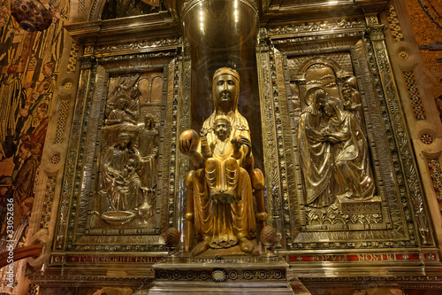 Obraz na płótnie kościół stary sanktuarium statua barcelona