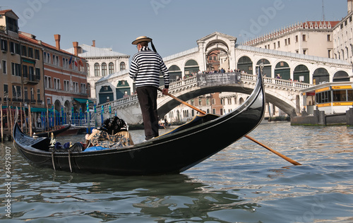 Obraz na płótnie architektura gondola rialto