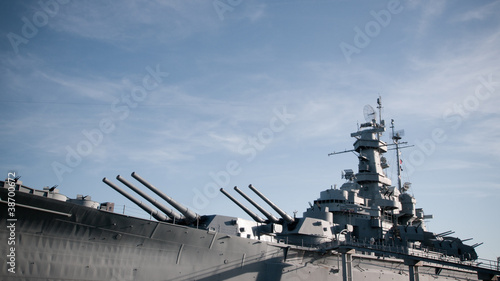 Obraz na płótnie statek okręt wojenny muzeum pancernik
