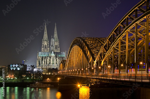 Obraz na płótnie most noc katedra ren
