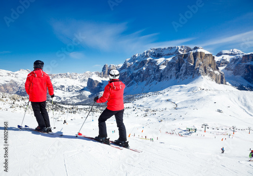 Fotoroleta narty szczyt europa śnieg