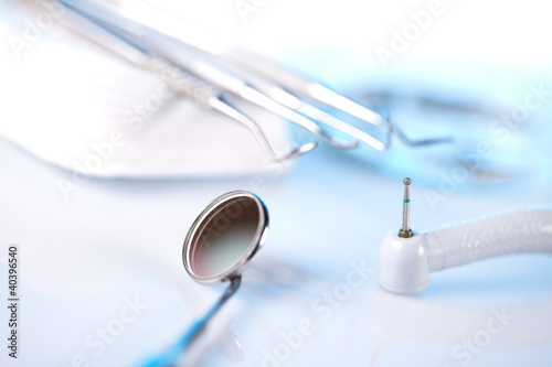 Naklejka medycyna stomatologia kleszcze dentystyczny