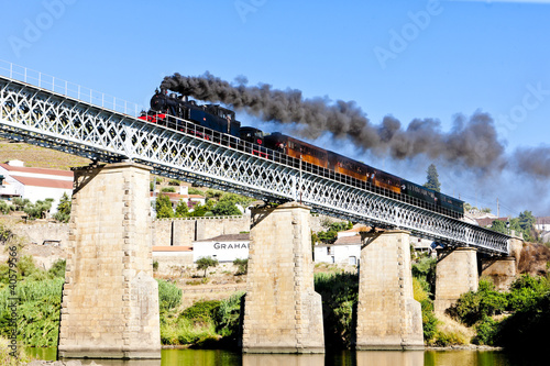 Plakat wiadukt transport europa lokomotywa portugalia