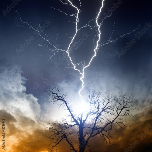 Naklejka noc natura sztorm niebo