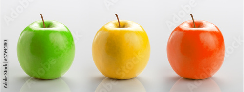 Naklejka Zestaw trzech jabłek
