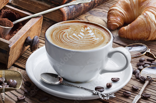 Fotoroleta wiewiórka barista cappucino kawiarnia latte macchiato