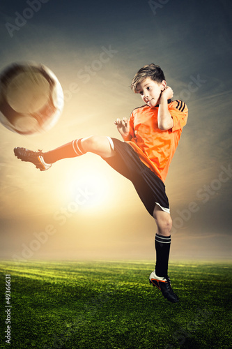 Plakat dzieci sportowy piłka nożna
