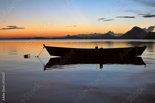 Fotoroleta góra brazylia pejzaż łódź woda