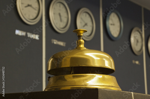 Naklejka dzwon stary vintage żółty