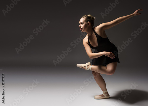Naklejka ruch tancerz balet dziewczynka baletnica