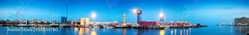 Fotoroleta wieża widok łódź hiszpania