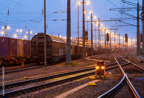 Fototapeta stacja kolejowa wagon lokomotywa