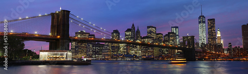 Obraz na płótnie Most Brukliński i Manhattan nocą