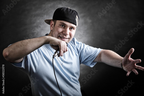 Fototapeta mężczyzna taniec mikrofon rap chłopiec