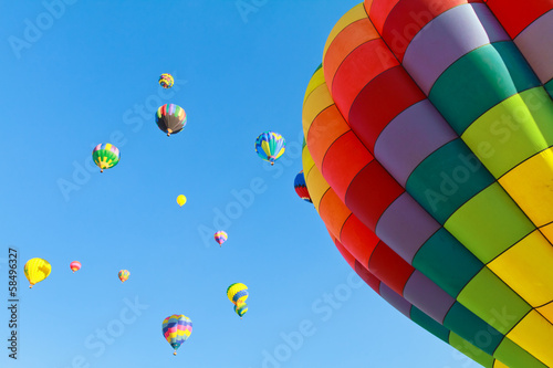 Plakat błękitne niebo balon transport sport