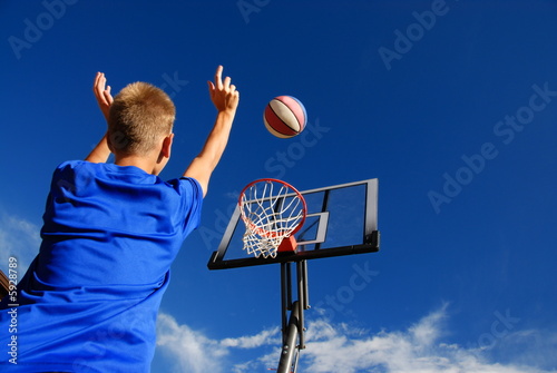 Fototapeta lekkoatletka mężczyzna chłopiec koszykówka piłka