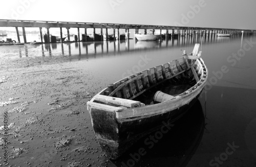 Fotoroleta łódź pejzaż morze natura falochron