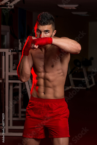 Fototapeta siłownia sztuki walki sporty ekstremalne mężczyzna kick-boxing