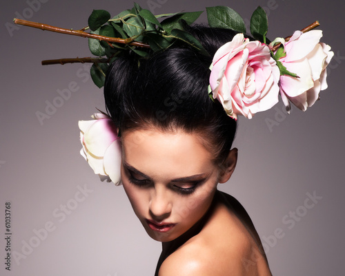 Fotoroleta kobieta kwiat ładny moda piękny