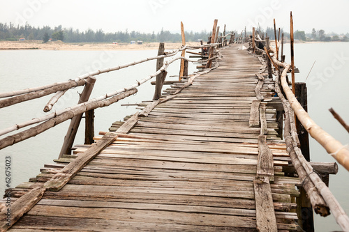 Fotoroleta wiejski most bambus azjatycki