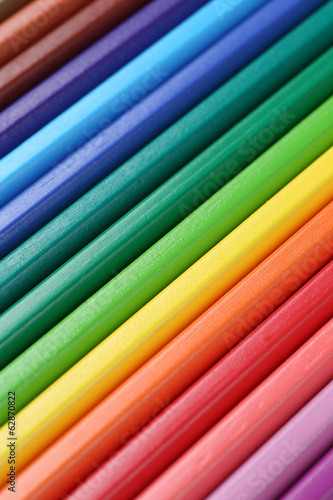 Naklejka Kolorowe kredki ołówkowe
