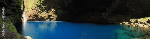 Obraz na płótnie kaskada wodospad wyspa