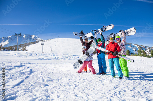 Naklejka sport snowboard kobieta uśmiech pejzaż