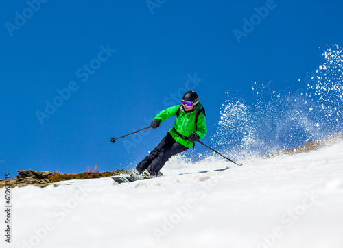 Obraz na płótnie narciarz góra dziewczynka kobieta