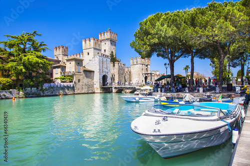 Obraz na płótnie wieża łódź włochy włoski woda